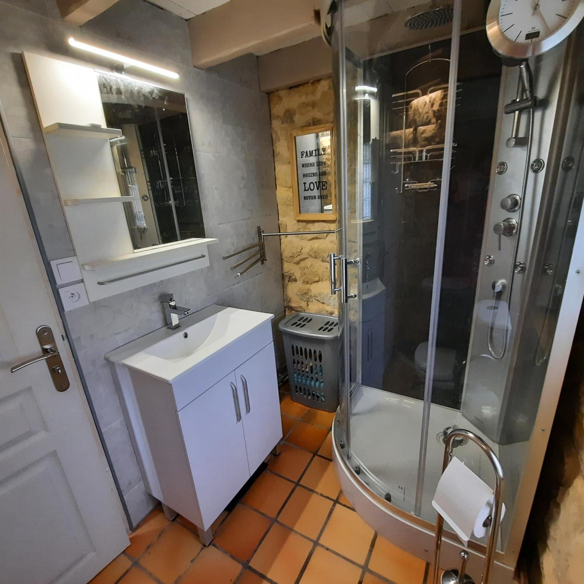 Aux Portes Du Chateau Cottage Intimiste Et Cosy A L'Abri Des Regards Propice A La Detente Rinxent Exteriér fotografie